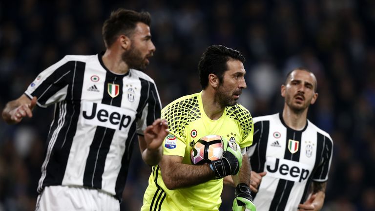 Juventus Turin spielt die erste Partie zu Hause.