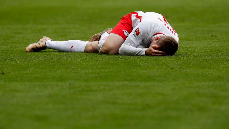 Leipzigs Top-Torjäger Timo Werner muss verletzungsbedingt raus.