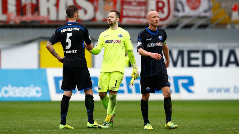 Der SC Paderborn steigt zum dritten Mal in Folge ab.