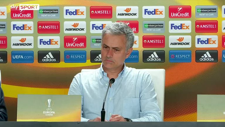 Trainer Jose Mourinho lobte den jungen Torschützen Rashford auf der PK.