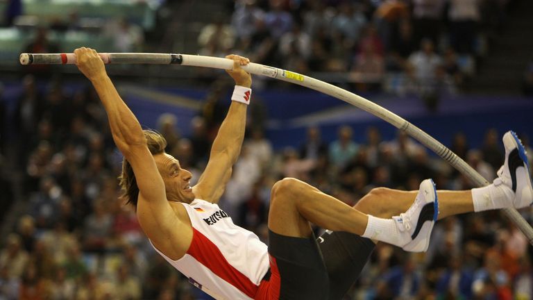 Diagnose Leukämie: ehemaliger Weltklasse-Stabhochspringer Tim Lobinger kämpft um sein Leben.