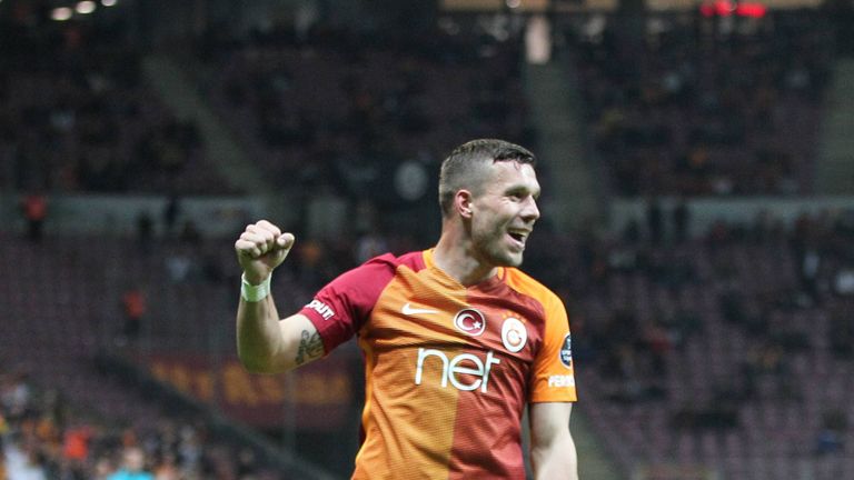 Der Weltmeister erzielt beim Sieg des türkischen Rekordmeisters gegen Bursaspor seinen siebten Saisontreffer.