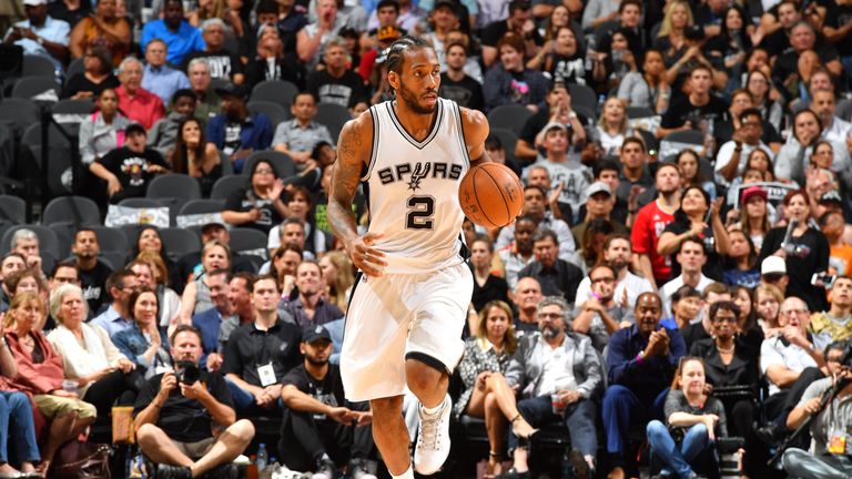 Kawhi verletzt sich beim Sieg gegen Houston. Er will Donnerstag aber wieder dabei sein.