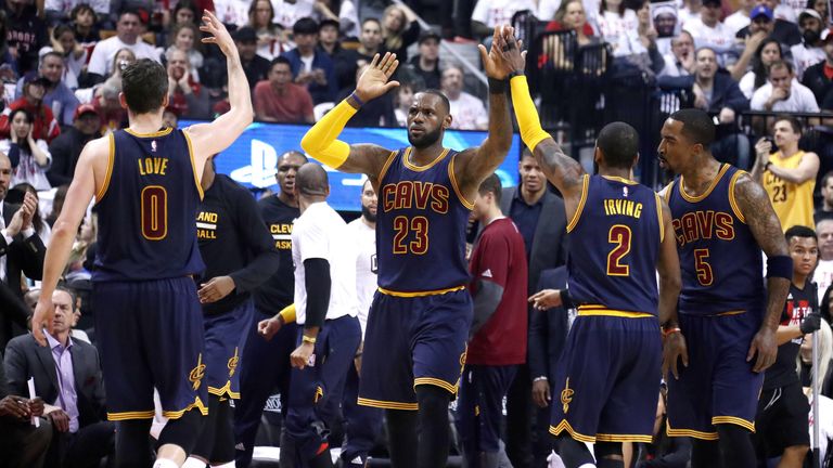 Cleveland hat auch das vierte Spiel gegen Toronto gewonnen.