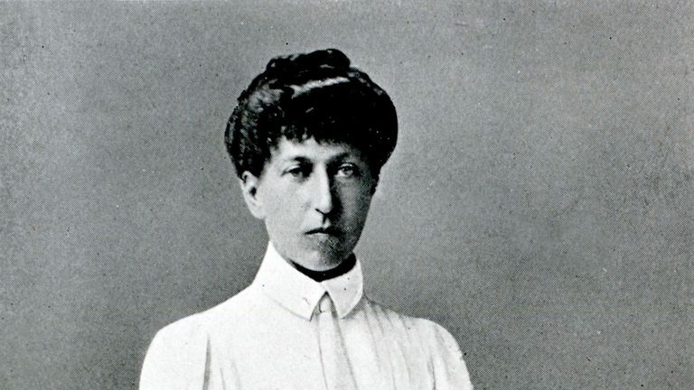 Blanche Bingley  gewann von 1886 an sechs Mal das Dameneinzel in Wimbledon. Zuletzt trat die Britin 1912 im Alter von 48 Jahren beim Turnier in Wimbledon an und erreichte dort das Halbfinale.