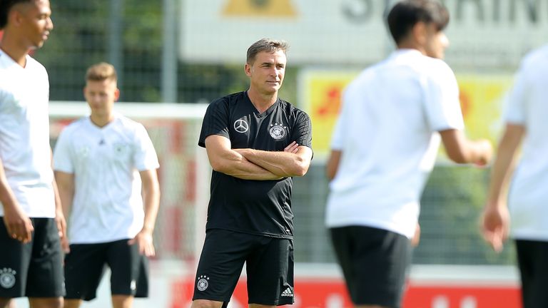 Trainer Stefan Kuntz startet mit seinem Team gegen Tschechien in die U21-EM