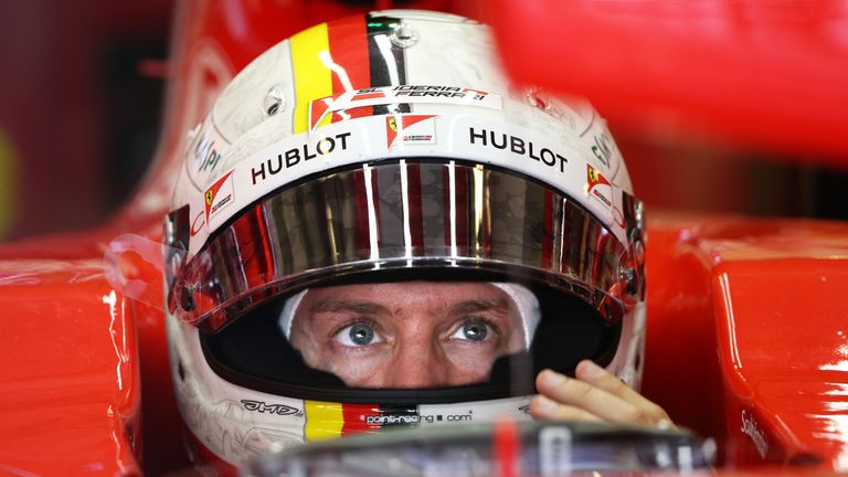 "Sobald ich den Helm aufhabe, muss ich zu einem gewissen Grad sehr egoistisch sein - und vielleicht auch ein bisschen ein Drecksack. Aber es gibt keinen Grund, warum ich, wenn ich den Helm wieder abziehe, ein egoistischer Arsch sein sollte." - Sebastian Vettel über sein Innenleben als Rennfahrer