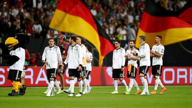 Das junge DFB-Team feiert einen Kantersieg gegen San Marino.