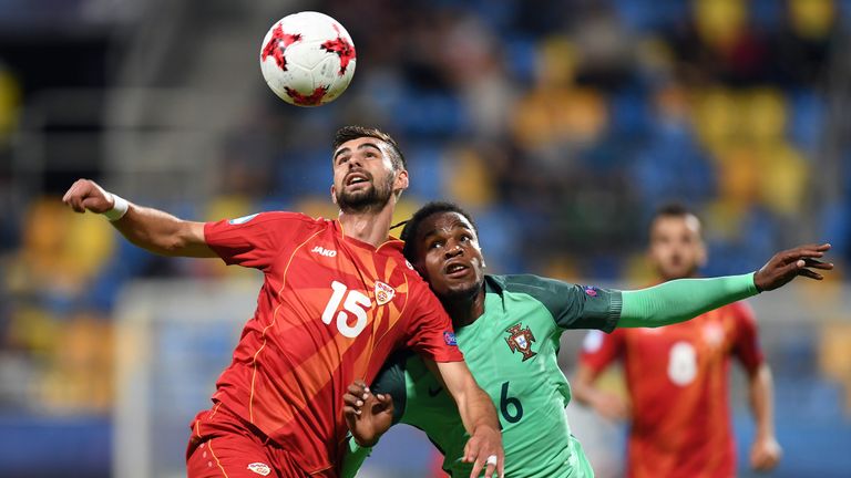 Für das U21-Team von Portugal und Bayerns Renato Sanches (r.) ist der Titeltraum geplatzt.