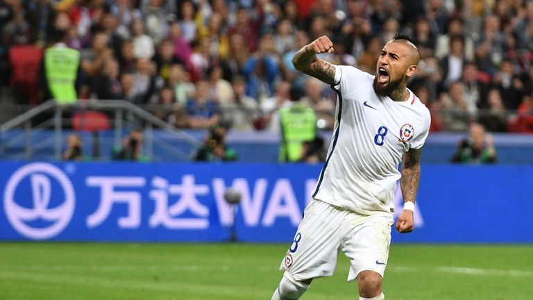 Arturo Vidal steht mit seinen Chilenen im Finale des Confed Cups.