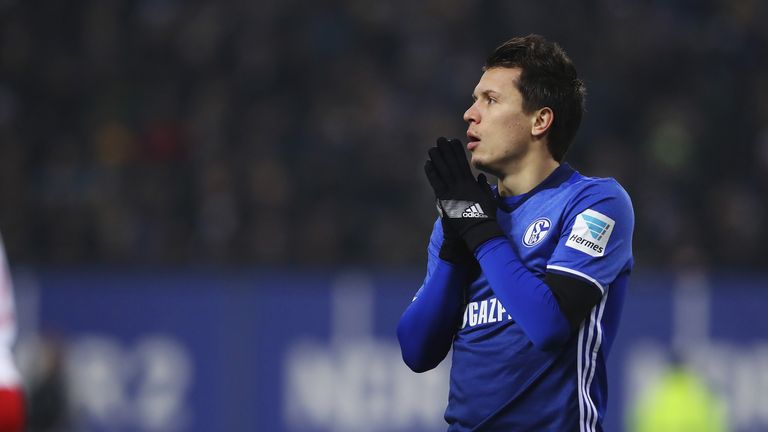 Yevhen Konoplyanka entschuldigt sich mittels seines Beraters bei Schalke 04 für sein Verhalten. 