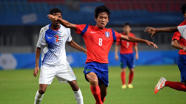 Woo-Yeong Jong durchläuft die U-Nationalmannschaften Südkoreas und glit als aussichtsreiches Talent.