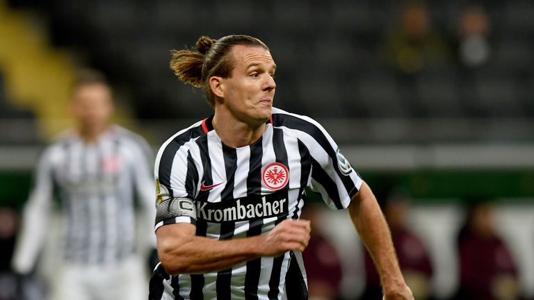 Alex Meiers zu spät gemeldete Verletzung hat die Eintracht-Verantwortlichen verärgert.