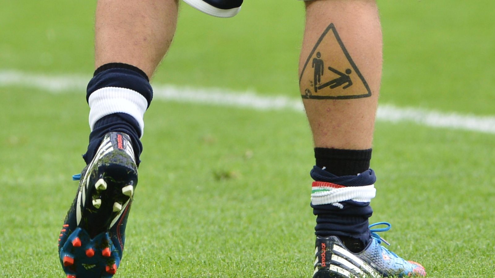 Kuriose FußballerTattoos Ibra sticht nach Fußball News Sky Sport