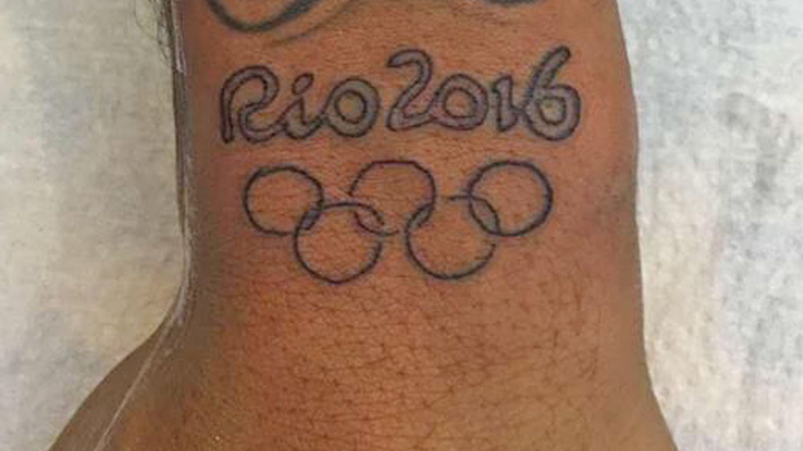 Kuriose FußballerTattoos Ibra sticht nach Fußball News Sky Sport
