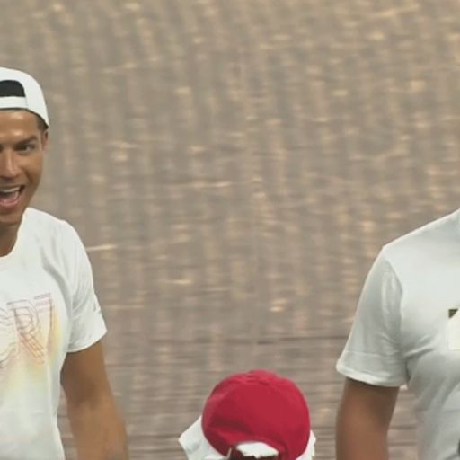 CR7 sorgt auf Asientour für Lacher