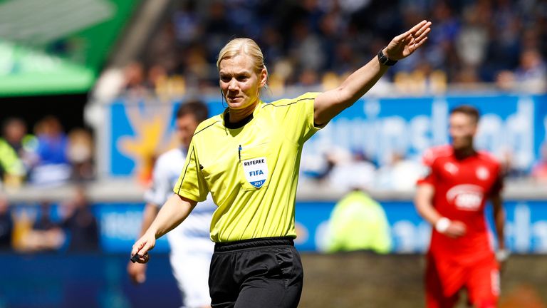 Bibiana Steinhaus ist "Schiedsrichterin des Jahres".