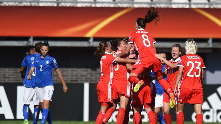 Die Italienerinnen haben ihr Auftakt-Match gegen Russland überraschend verloren.