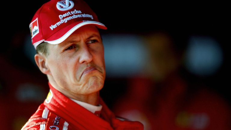 2005 fand die "Ära Schumacher" ein jähes Ende. Nach fünf Titeln in Folge löste Fernando Alonso Schumacher ab.