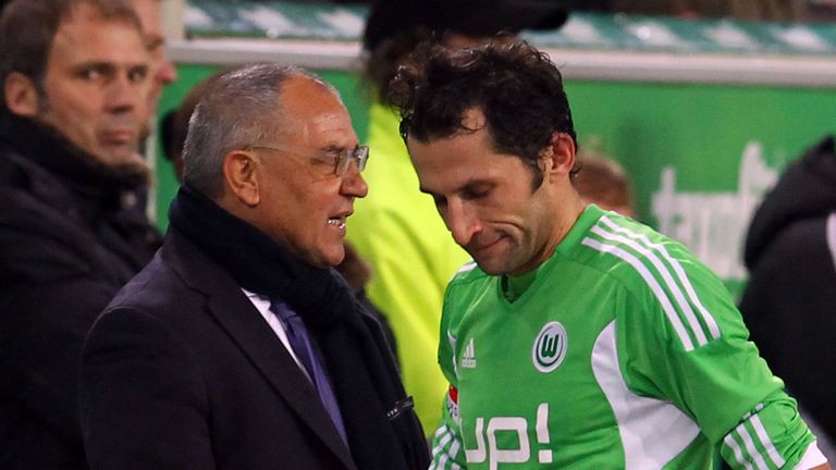 2011/2012 traf der Bosnier auf Trainer Felix Magath. Jener Trainer, der ihm 1996 zum Debüt verhalf.