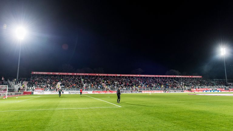 Die Würzburger Kickers dürfen das Erstrundenspiel im DFB-Pokal nicht in der Flyeralarm Arena austragen. 