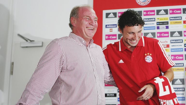 Mark van Bommel kennt Uli Hoeneß und Karl-Heinz Rummenigge genau.