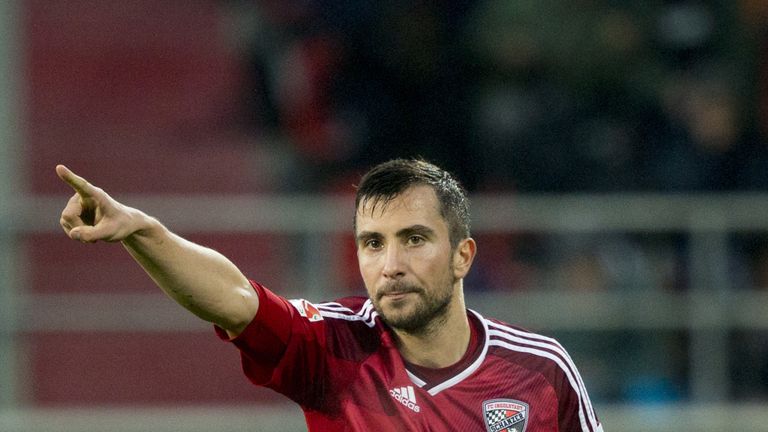 Markus Suttner schließt sich Brighton & Hove Albion in England an.