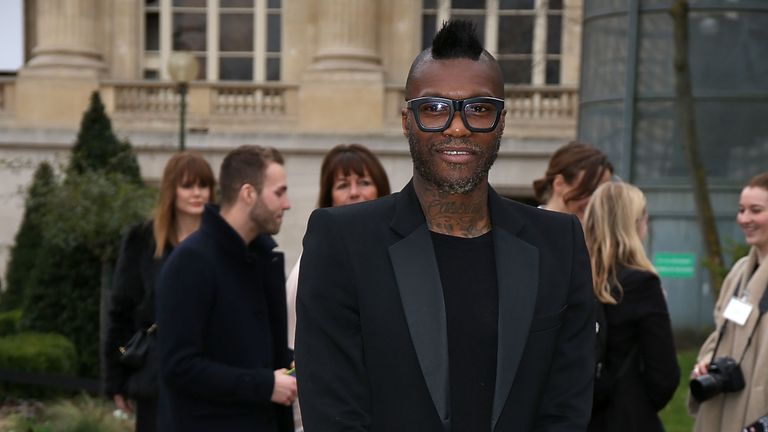 Djibril Cissé hat seine Fußballschuhe längst an den Nagel gehängt. Jetzt konzentriert er sich ausschließlich auf seinen Look.