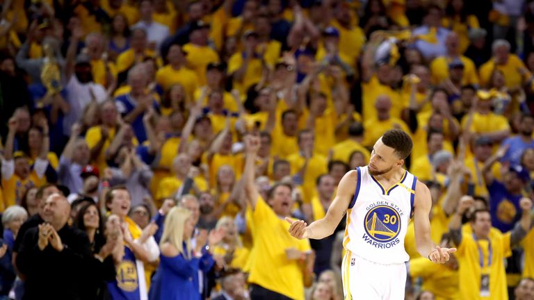 Bei Stephen Curry läuft es nicht nur sportlich rund