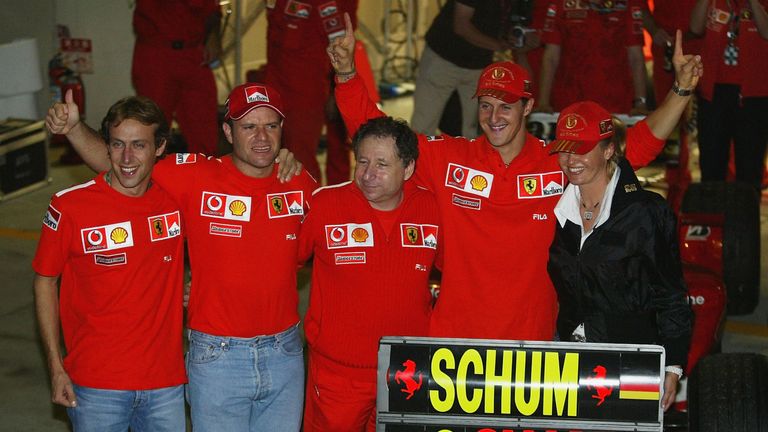  2003 entwickelte sich zwischen Schumacher und Kimi Raikkönen ein spannender Titelkampf. Erst im letzten Rennen, beim Großen Preis von Japan, holte "Schumi" den letzten Punkt, der zum Titel fehlte.