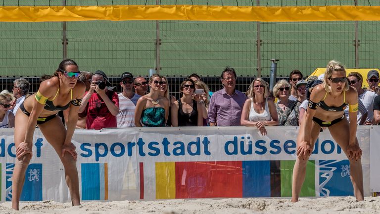 Laura Ludwig und Kira Walkenhorst gewinnen auch ihr zweites Spiel bei der WM.