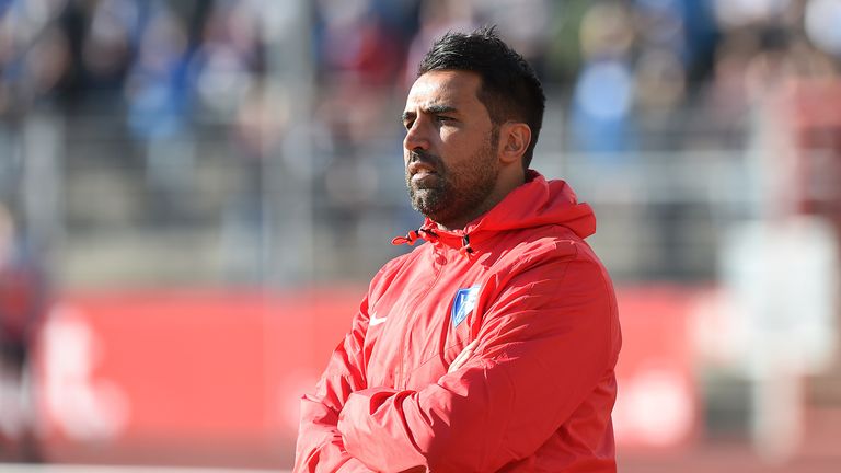 Ismail Atalan feiert beim VfL Bochum einen gelungenen Einstand als Cheftrainer.