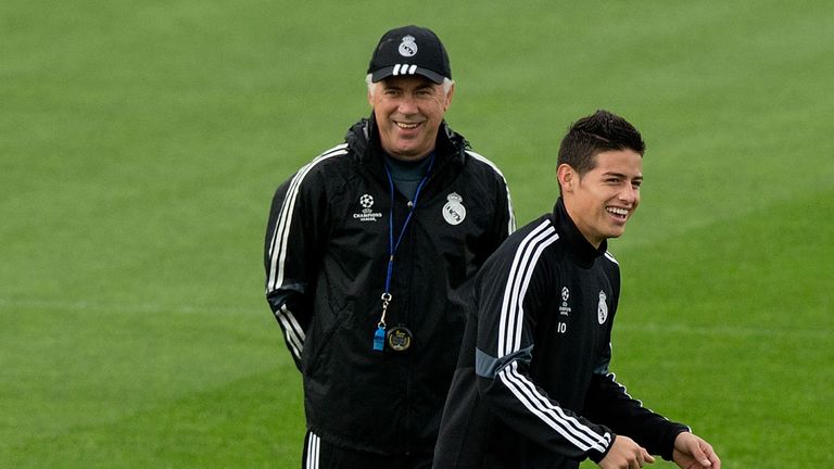 Carlo Ancelotti trainierte James Rodriguez bereits bei Real Madrid.