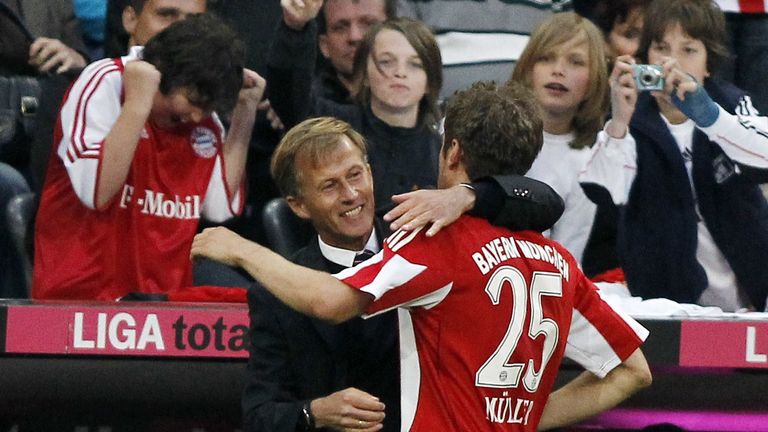 Von 2009 bis 2011 war Andries Jonker beim FC Bayern Co-Trainer von Louis van Gaal. 