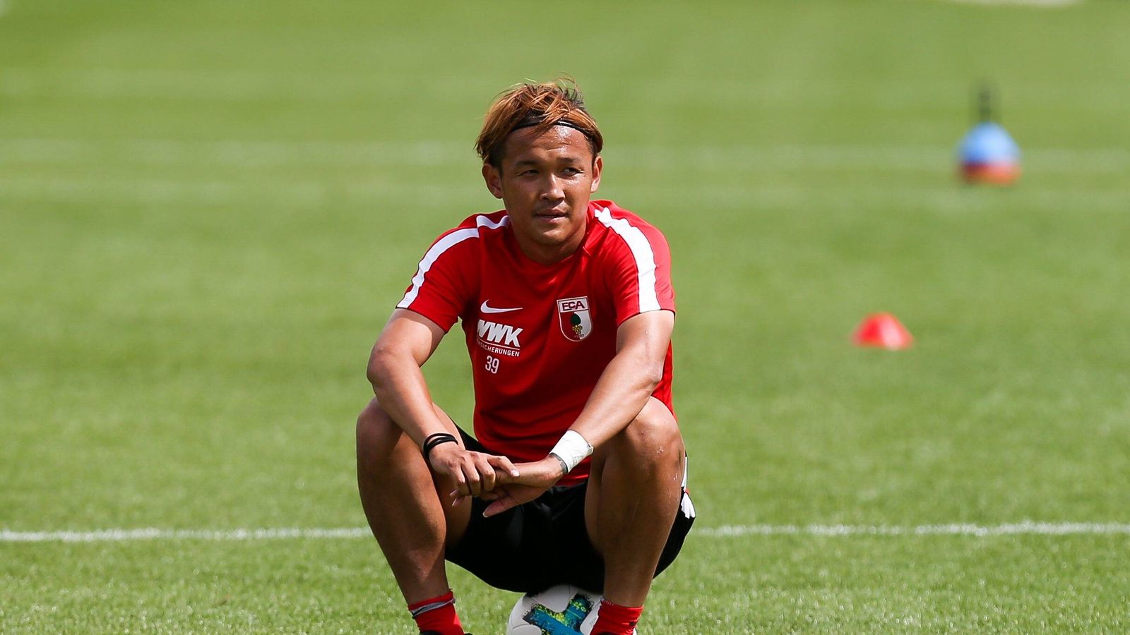 Fortuna Düsseldorf leiht sich Takashi Usami von Augsburg Fußball News