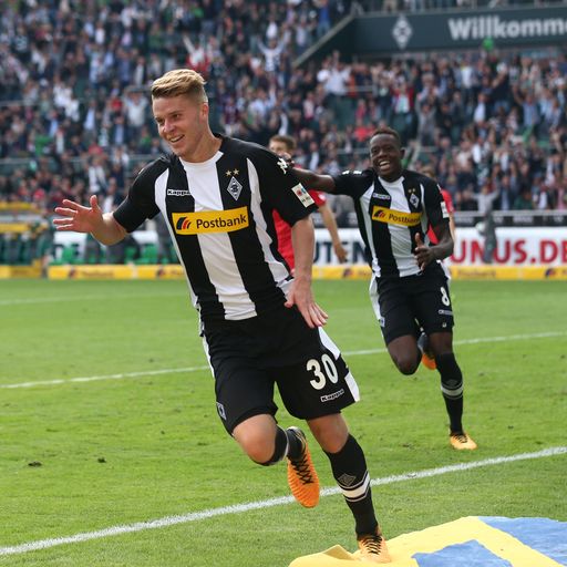 Elvedi schießt Gladbach zum Derby-Sieg