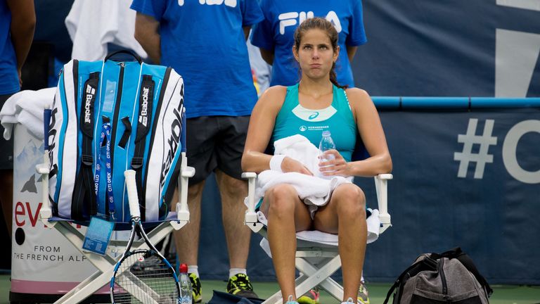 Julia Görges muss beim WTA-Turnier in Cincinnati nachsitzen.