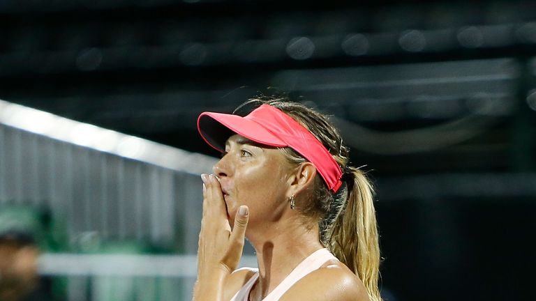 Die fünfmalige Grand-Slam-Siegerin Maria Scharapowa bekommt von Veranstaltern der US Open eine Wild Card.