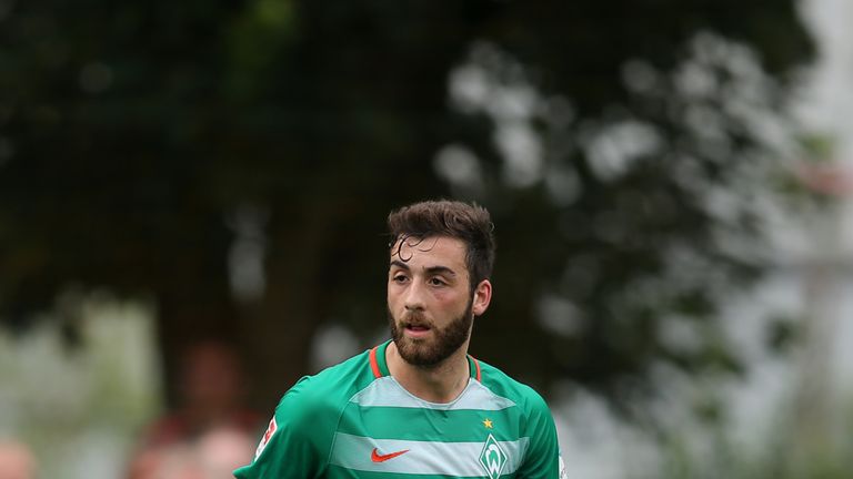 Werder Bremen verleiht den Griechen Thanos Petsos bis zum Saisonende an dessen Ex-Klub Rapid Wien.