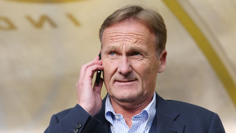 Hans-Joachim Watzke und Co. müssen bis 18 Uhr alle Deals geregelt haben.