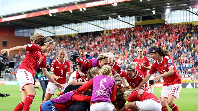 Dänemark zieht nach einem 3:0 im Elfmeterschießen gegen Österreich ins EM-Finale ein.