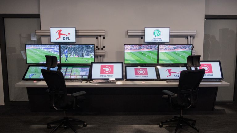 Die Meinungen über den Videobeweis gehen auseinander.