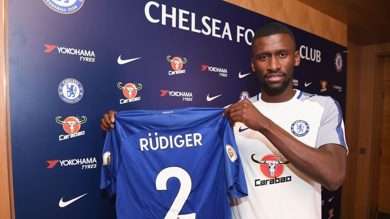 Antonio Rüdiger (24) trägt seit 2013 das Trikot des FC Chelsea.