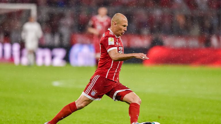 Arjen Robben gewinnt mit dem FC Bayern zum Saisonauftakt gegen Leverkusen mit 3:1.