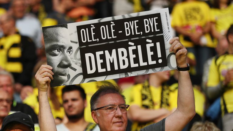 Dieser BVB-Fan weint Ousmane Dembele wohl keine Träne nach.