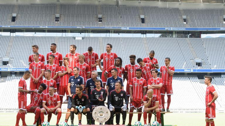 Hier sind die Münchner schon näher dran. Arjen Robben scheint's aber nicht schnell genug zu gehen.
