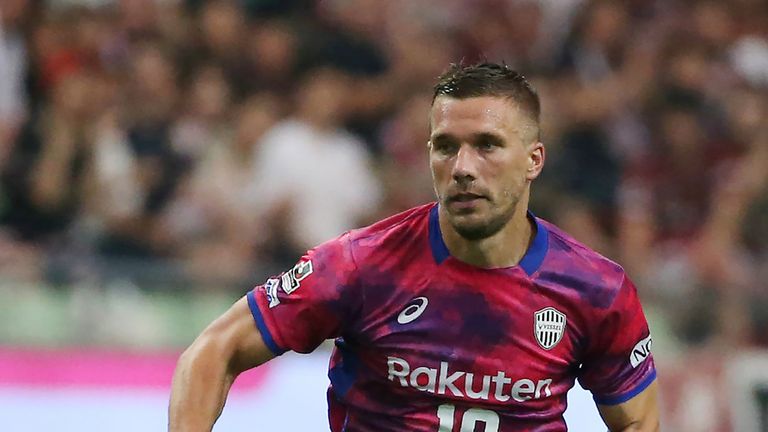  Lukas Podolski kassiert mit Vissel Kobe die erste Pleite in der J-League.