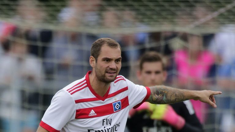 Der HSV verkündete den Wechsel von Pierre-Michel Lasogga nach Leeds etwas voreilig.