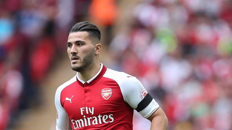 Sead Kolasinac (24) trägt seit 2017 das Trikot des FC Liverpool.