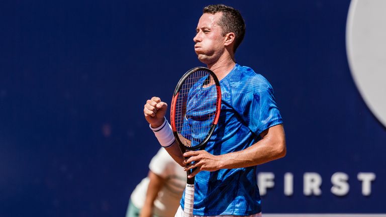 Philipp Kohlschreiber gewinnt in der ersten Runde gegen den US-Amerikaner Tim Smyczek.